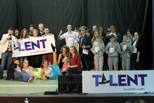 W Sandomierzu zaprezentowało się 19 wykonawców. Tylko 15 z nich wybrali jurorzy do walki o tytuł Talentu Sandomierskiego i cenne nagrody.