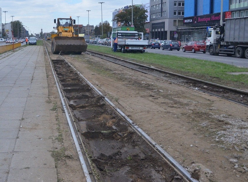 Budowa Trasy W-Z: Maszyny zaparkują pod biurami i sklepami [ZDJĘCIA]