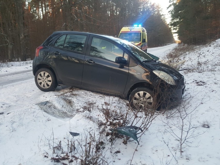 Zderzenie dwóch pojazdów w gminie Szczecinek.