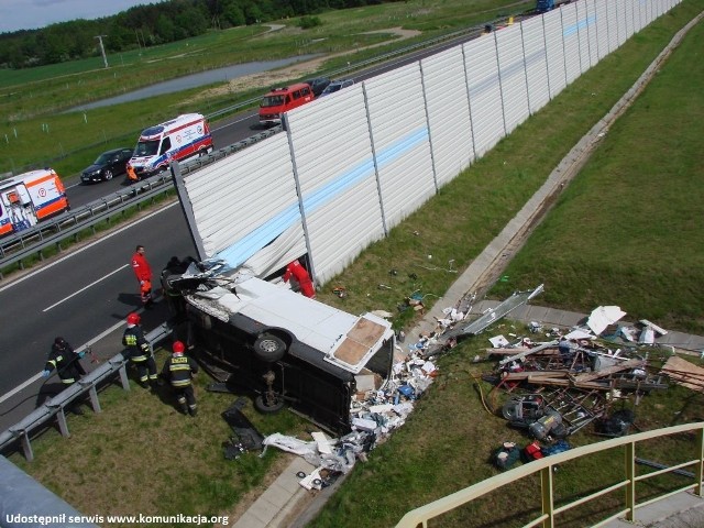 Wypadek na S3. Zginęła jedna osoba.