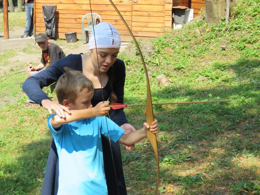 Ruda Śląska: Rycerze na ruinach zamku. Zobaczcie zdjęcia!