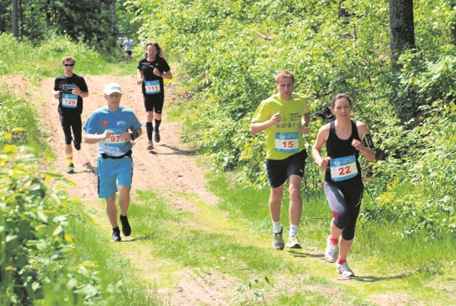 Malownicze trasy ośrodka sportowo-rekreacyjnego Gutwin ponownie przyciągnęły wielu biegaczy, którzy na raty chcą pokonać dystans odpowiadający maratonowi.