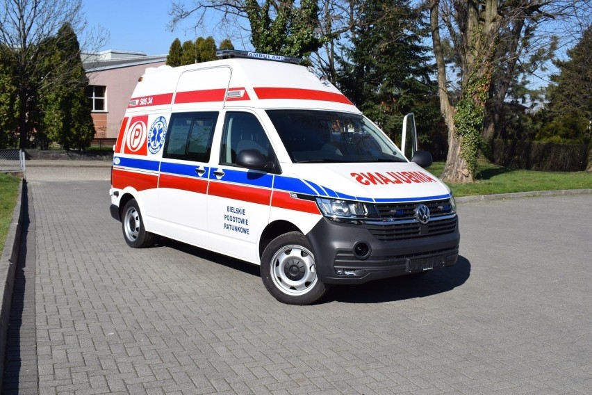 Do ośrodka opieki w Czernichowie dotarł wymazobus. 200 pacjentów czeka na testy na koronawirusa. Dla nich zakażenie może być śmiertelne