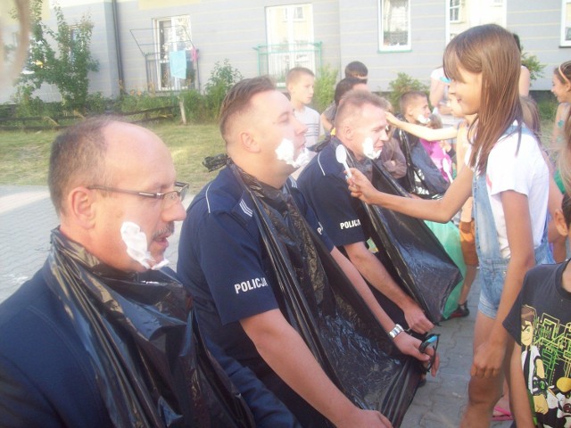 W jednym z konkursów dzieci goliły policjantów i wiceprezydenta.