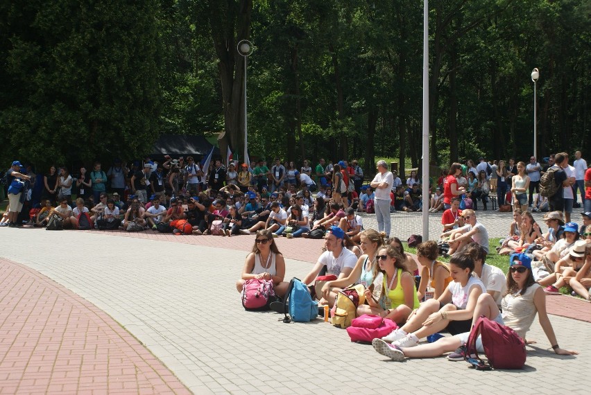 Goście z Włoch i Czech bawią się w Centrum Sportów Letnich...