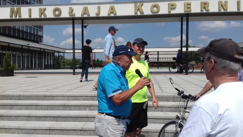 Na trasie rajdu "Szlakiem toruńskiego sportu" nie zabrakło...