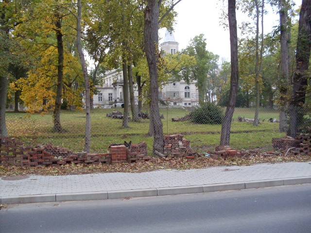 Jak na razie obiekt pałacowy w podwłocławskim Wieńcu niestety niszczeje