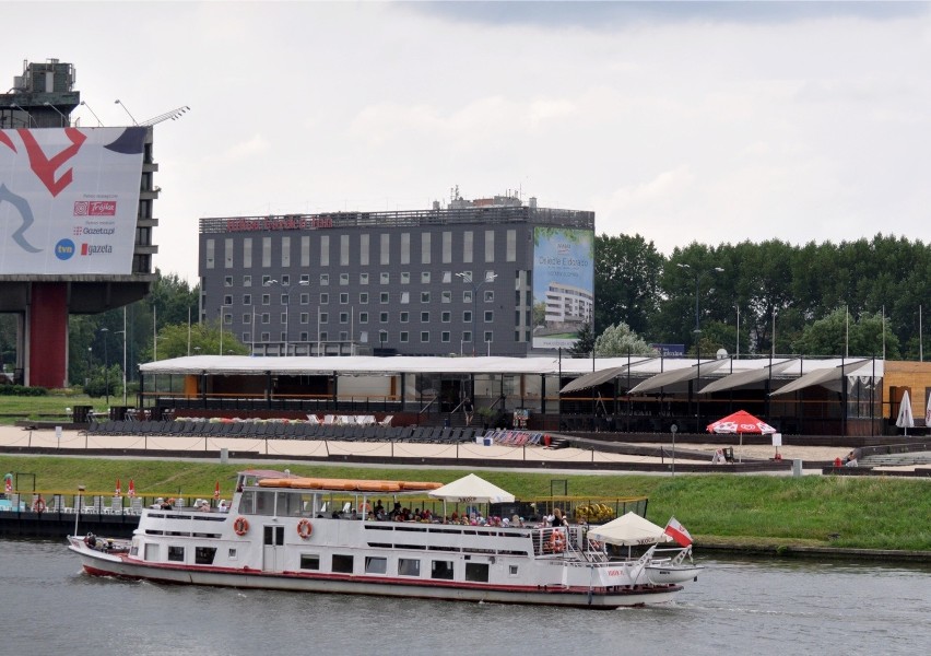 Kraków. Właściciele barek przejmą plażę?