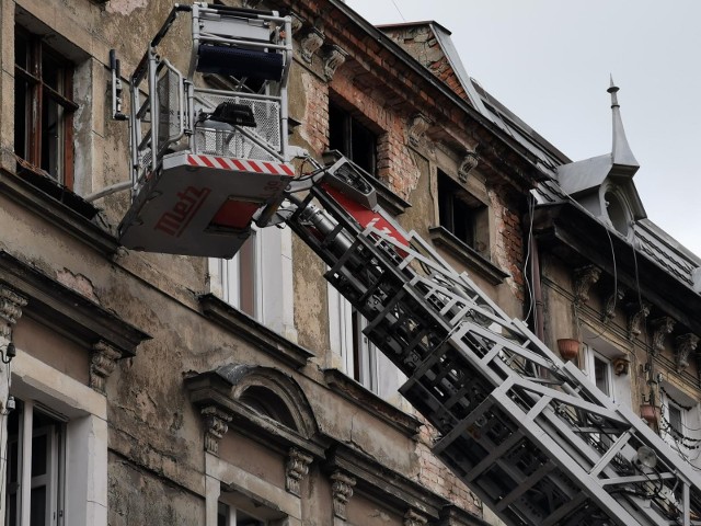Pożar w kamienicy w centrum Bydgoszczy wybuchł wczesnym popołudniem 9 października