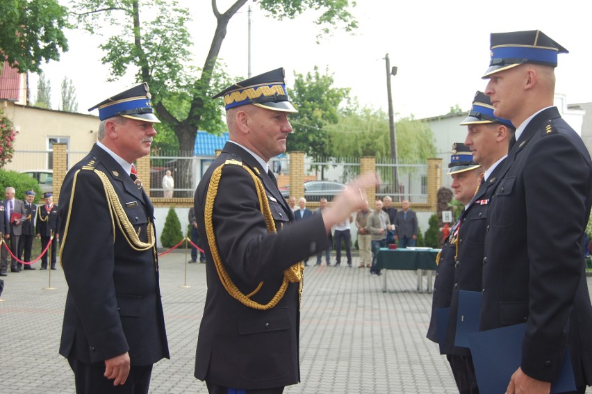 Powiatowy Dzień Strażaka w Nakle pełen awansów i odznaczeń [zdjęcia]