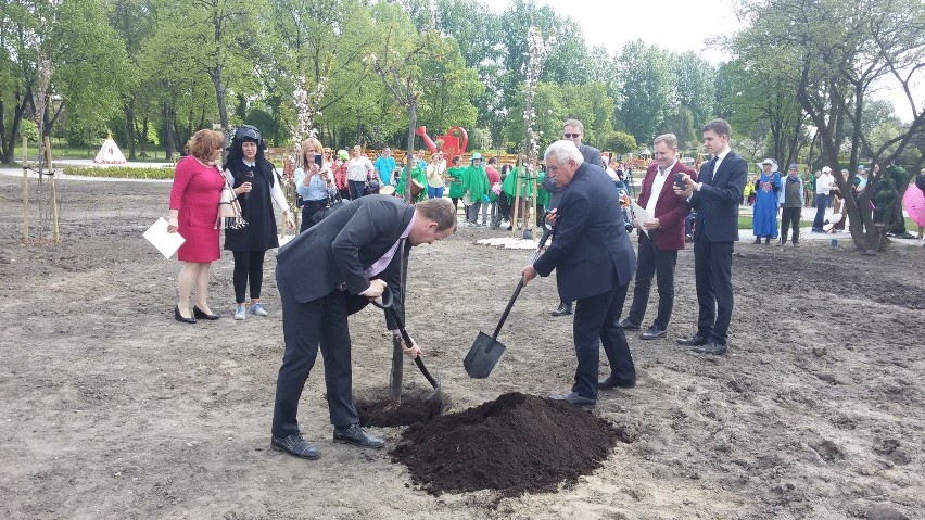 Sosnowiec: ogród polisensoryczny otwarty po II etapie budowy [ZDJĘCIA]