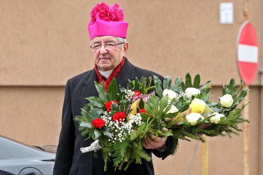 Przed Konsulatem Belgii w Gdyni złożono w środę kwiaty