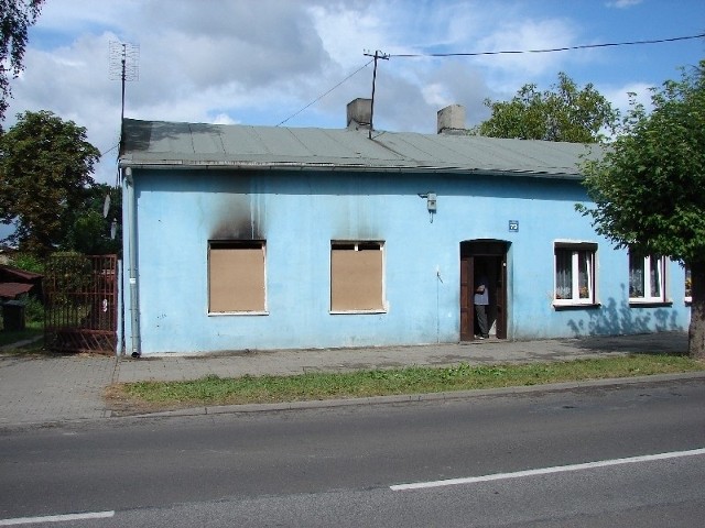 Dom, w którym doszło do tragicznego pożaru.