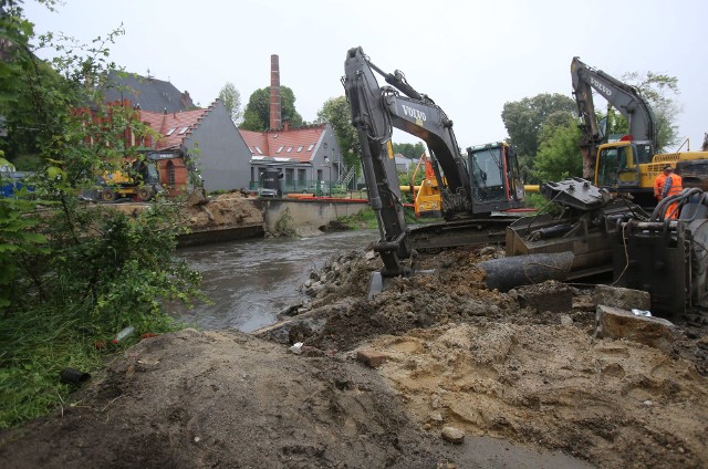 Most na ulicy Wrocławskiej w Gliwicach rozebrany