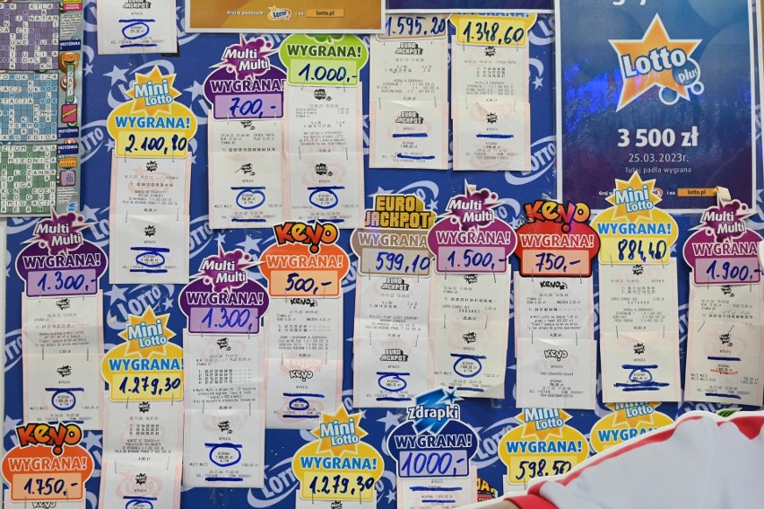 25 stycznia przypada Dzień Gracza Lotto. Jak świętują gracze? Pytamy w jednej z najszczęśliwszych kolektur w Kielcach
