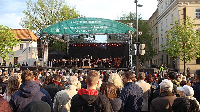Koncert symfoniczny „Lublin dla Europy” na pl. Litewskim w 15. rocznicę wejścia do UE (ZDJĘCIA)