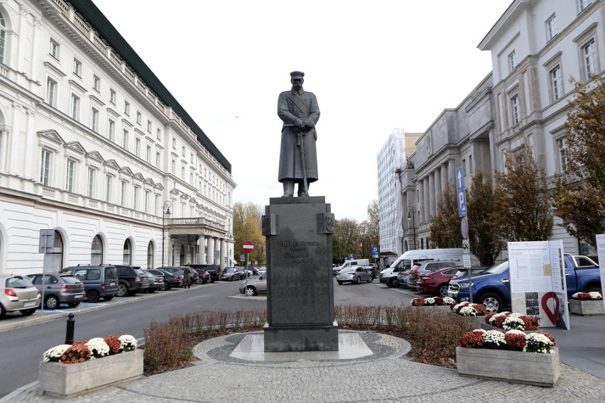 Pomnik Józefa Piłsudskiego w Warszawie, przy ul....