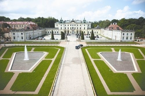 Odnowiony dziedziniec Pałacu Branickich. Renowacja trwała prawie rok.