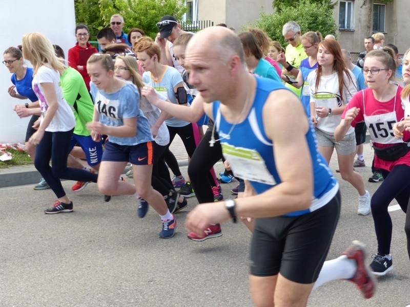W Bielsku biegali wszyscy: od przedszkolaków rywalizujących...