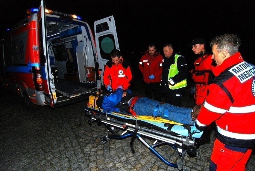 Mężczyzna spadł z filaru mostu w Sandomierzu. Trafił do szpitala