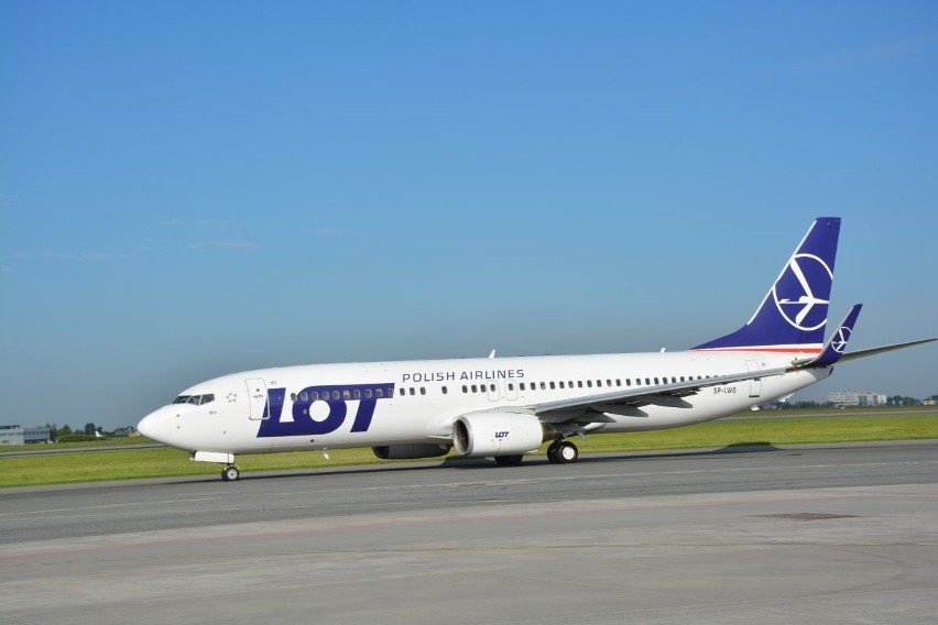 Samolot Boeing 737-800 Polskich Linii Lotniczych LOT....