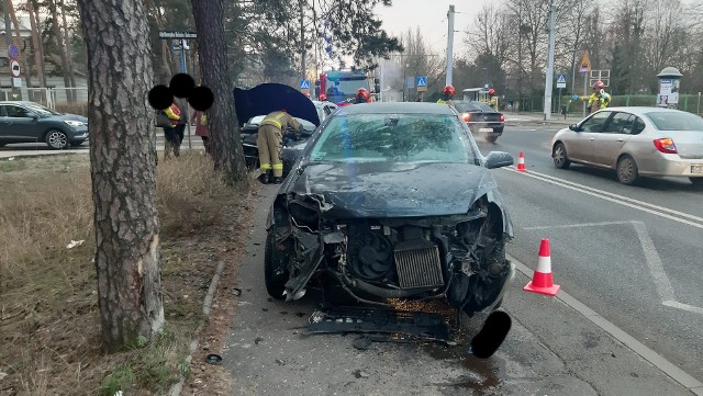 Do zderzenia pojazdów doszło w środę (22.11.2023) rano na ul. Szpitalnej w Bydgoszczy.