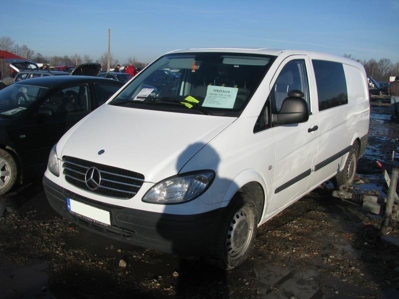 14. Mercedes vito...