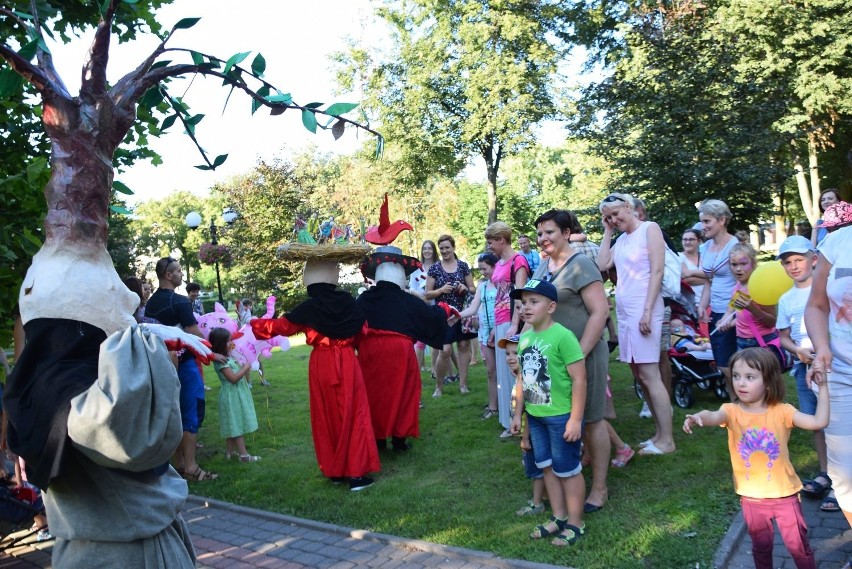 Bielsk Podlaski. Park Królowej Heleny. IX Festiwal Teatralny...