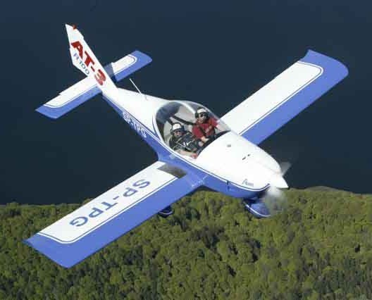 Awionetka świetnie nadaje się do lotów turystycznych i do szkolenia pilotów. FOT. ARCHIWUM FIRMY AERO