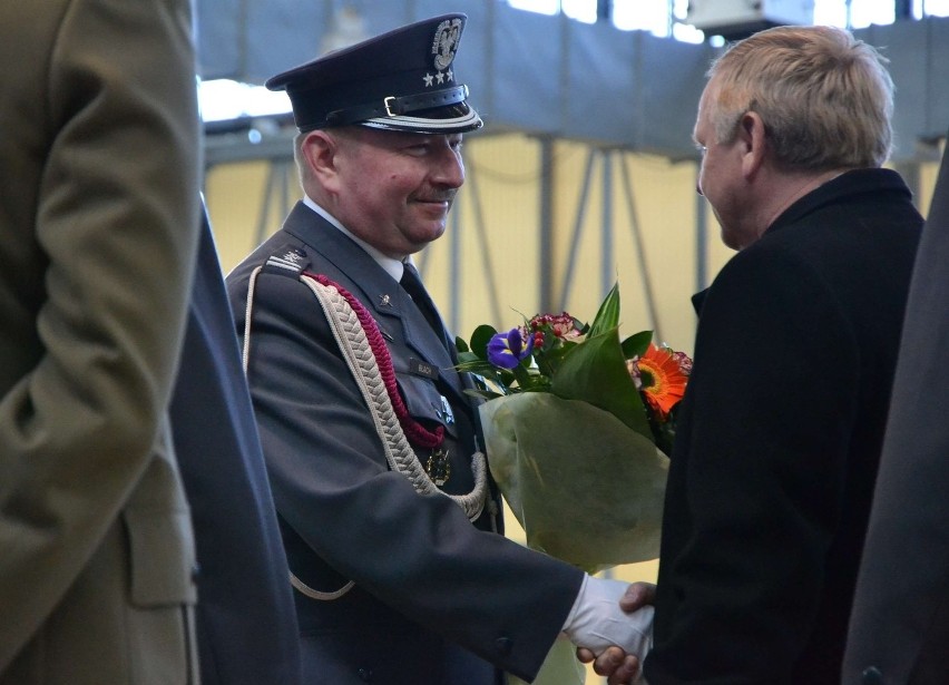 Ppłk pil. Leszek Błach, nowy dowódca przejął bazę lotniczą w...