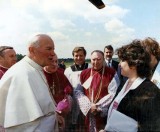 43. rocznica wyboru Karola Wojtyły na papieża. 30 lat temu Jan Paweł II odwiedził Białystok [ARCHIWALNE ZDJĘCIA]