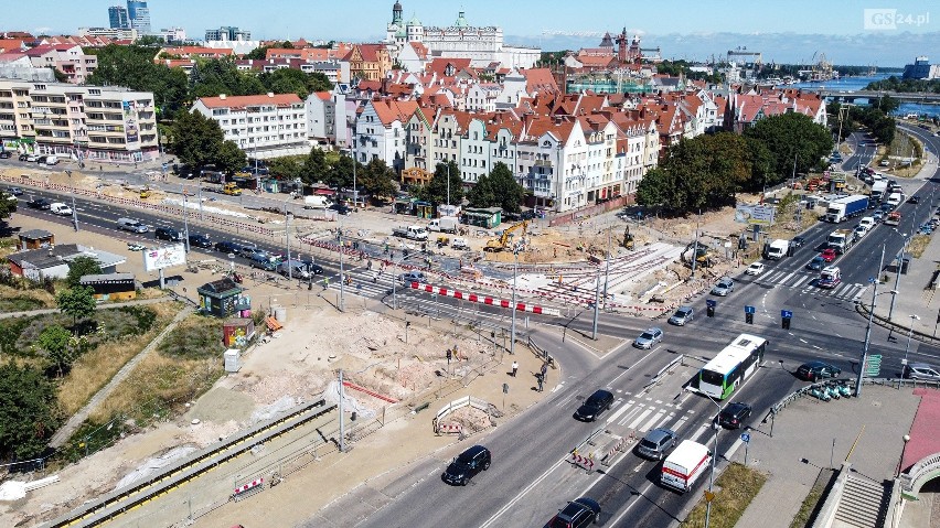 Prace przy ul. Wyszyńskiego w Szczecinie.