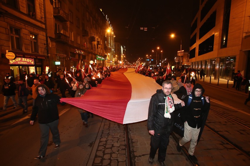 Tak wyglądał Marsz Niepodległości 11 listopada 2016 roku