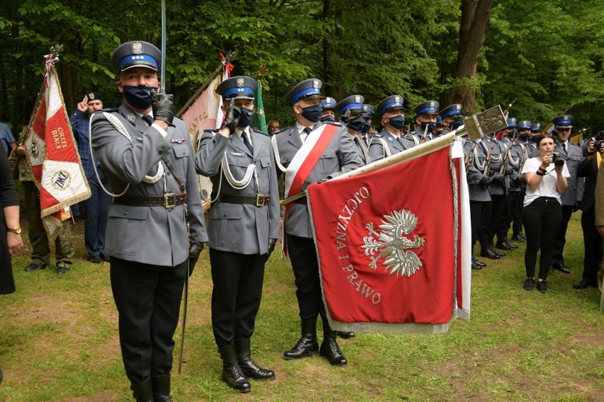 Uroczyste święto świętokrzyskiej policji na Wykusie. Odznaczono funkcjonariuszy [WIDEO, ZDJĘCIA]