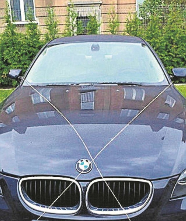 Policjanci z Chełmka niedawno odzyskali skradzione w 2011 r. w Hiszpanii bmw. Samochód znaleziono w jednym z autokomisów na terenie powiatu oświęcimskiego