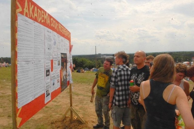 Akademia Sztuk Przepięknych na Przystanku Woodstock 2015 - goście.