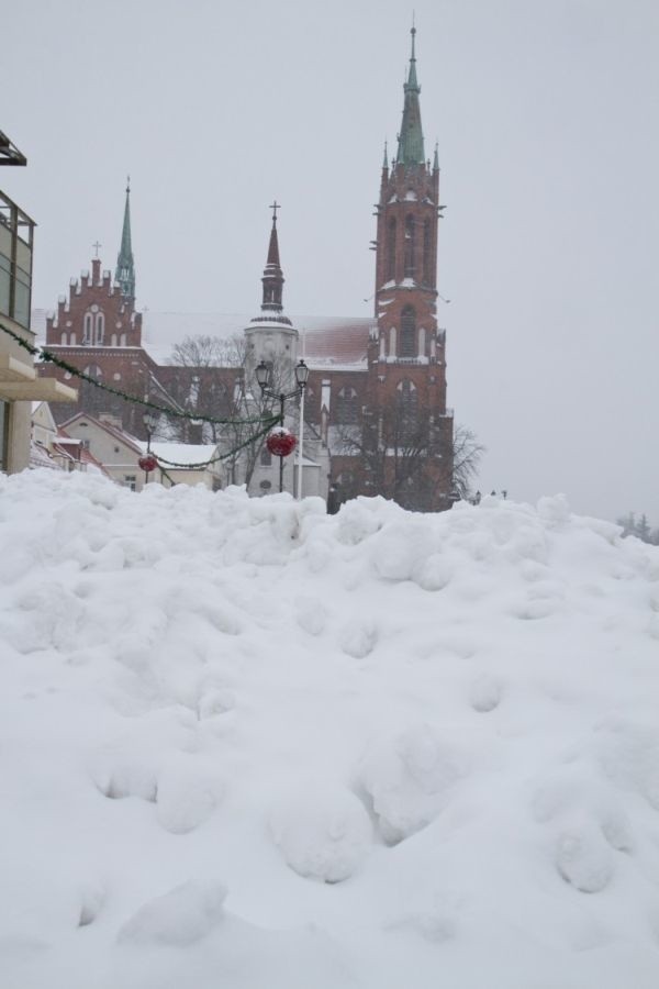 Białystok opanowała zamieć