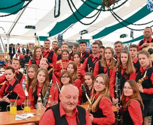 Muzycy z Orkiestry Dętej OSP z Woli Zachariaszowskiej