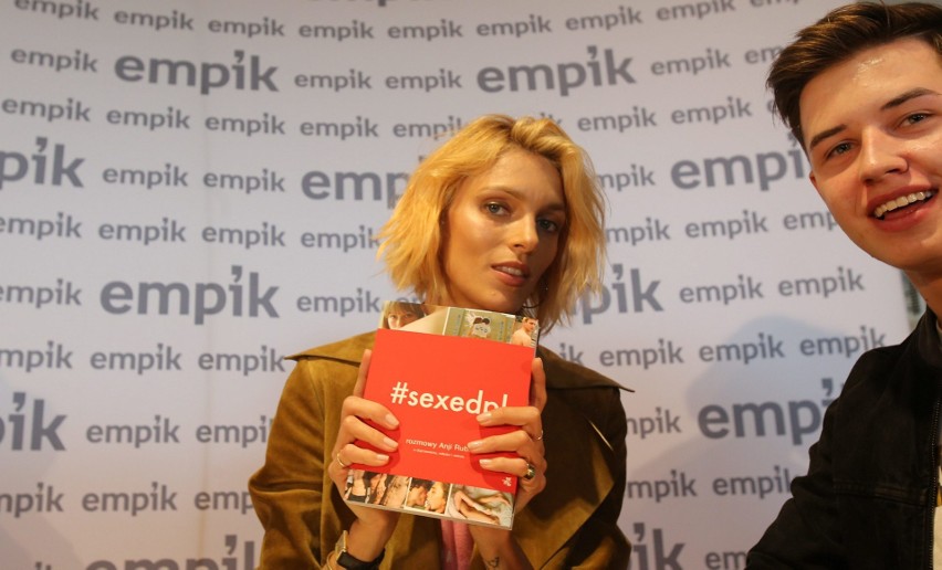 Katowice: Anja Rubik promowała książkę o seksie i miłości