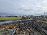 Modernizacja stadionu w Makowie Mazowieckim. Powstanie nowa bieżnia lekkoatletyczna