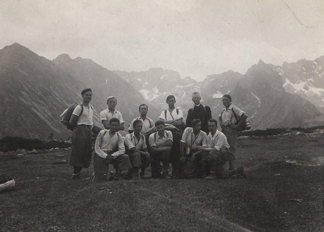 Niezapomniane obozy wędrowne w Tatry z ks. Władysławem Świżką. Tak było przed wwojną.