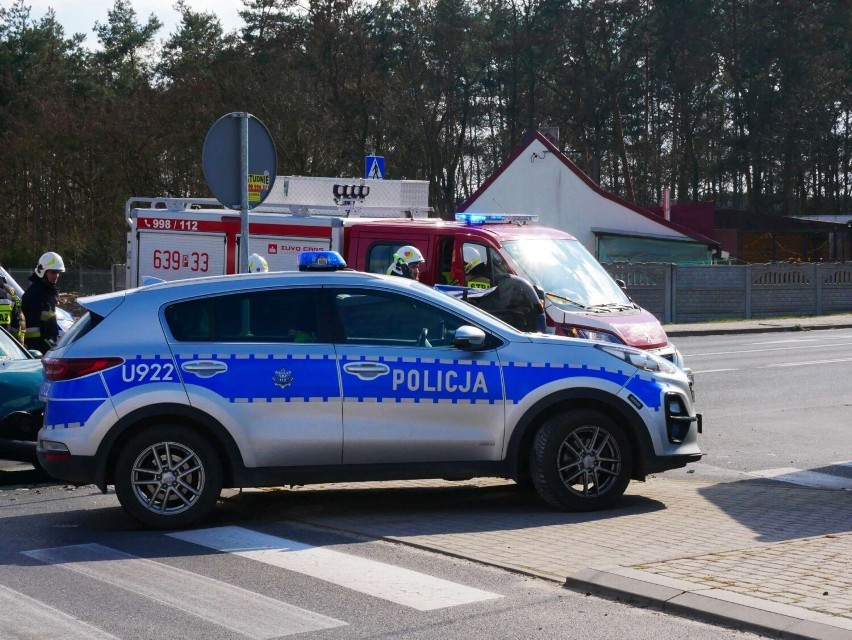 Poważny wypadek w Skokach. Zderzyły się trzy samochody...