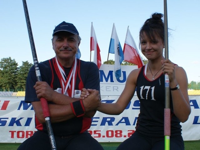 Mirosław Witek wraz z córką Marceliną tuż po zawodach w Toruniu. 