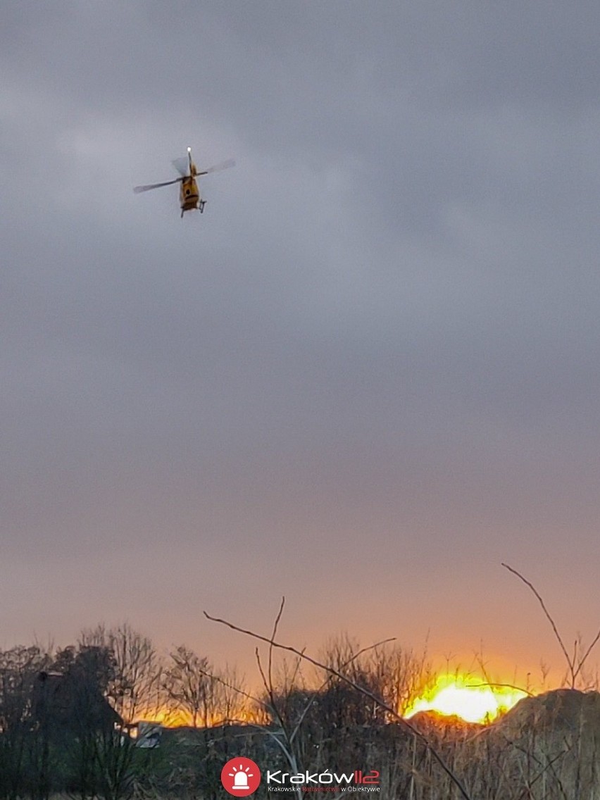 Helikopter LPR lądował przy ulicy Kuźnicy Kołłątajowskiej. "Interwencja w jednym z bloków"