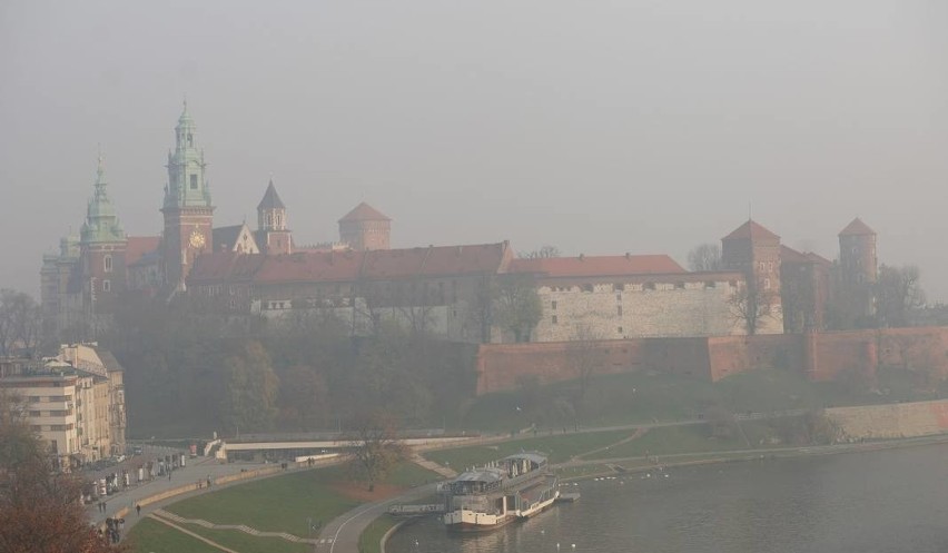 Smog w Krakowie. Przekroczone normy dopuszczalne