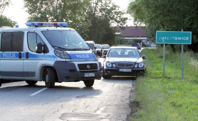 Wypadek w Jarosławicach, 17.06.2015. Nie żyje motocyklista