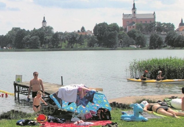 Na plaży w Starym Folwarku chętnie wypoczywali i suwalczanie, i turyści