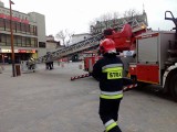 Akcja straży pożarnej przy Krakowskim Przedmieściu (ZDJĘCIA)