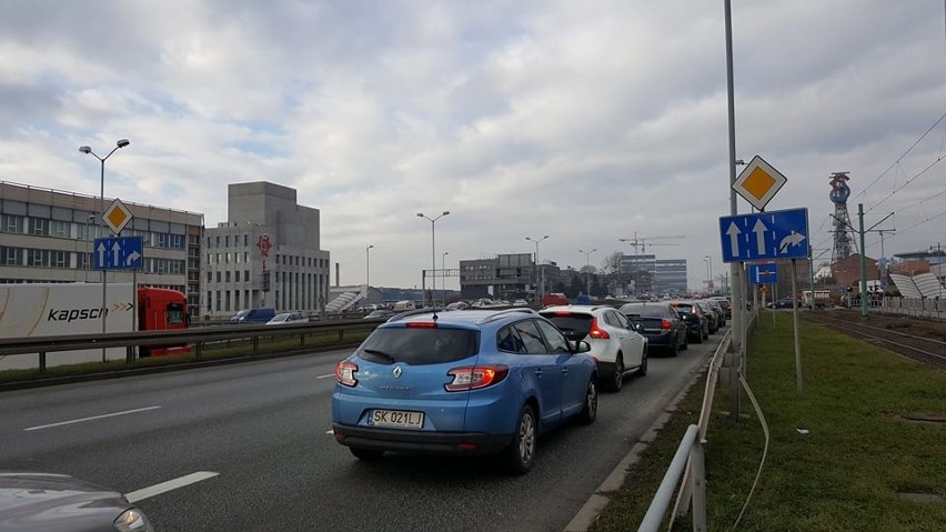 Parking i drogi dojazdowe do SCC w Katowicach są...