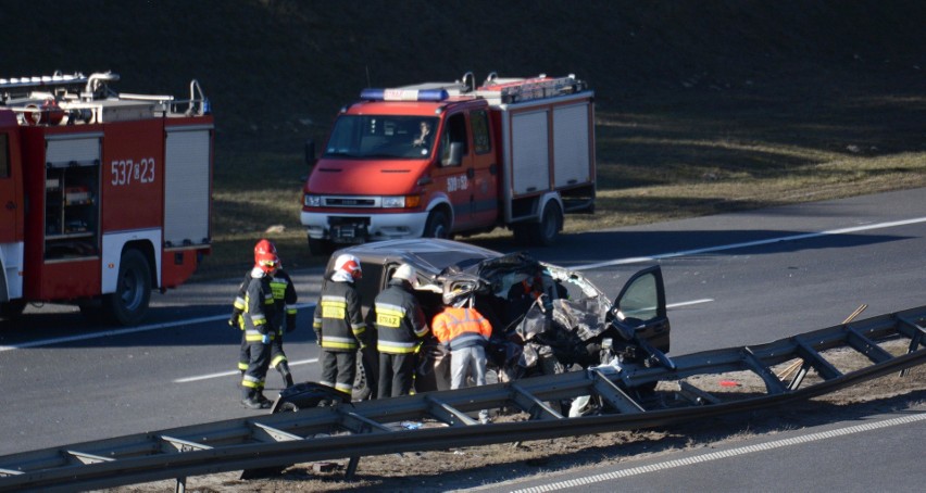 A1 zablokowana. Zderzenie samochodu osobowego z ciężarowym